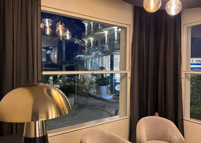 ÁVRA Boutique Hotel - Rock Crystal